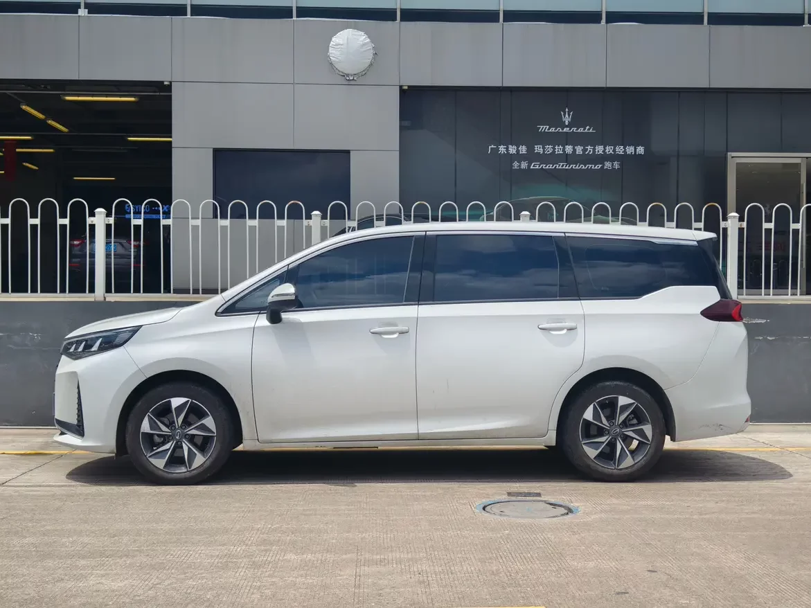 GAC Trumpchi M6