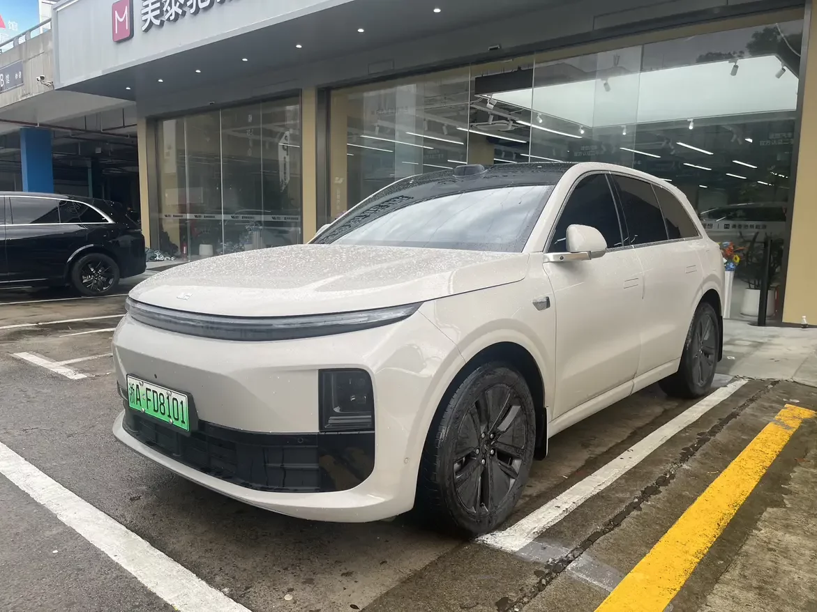 Lixiang L6