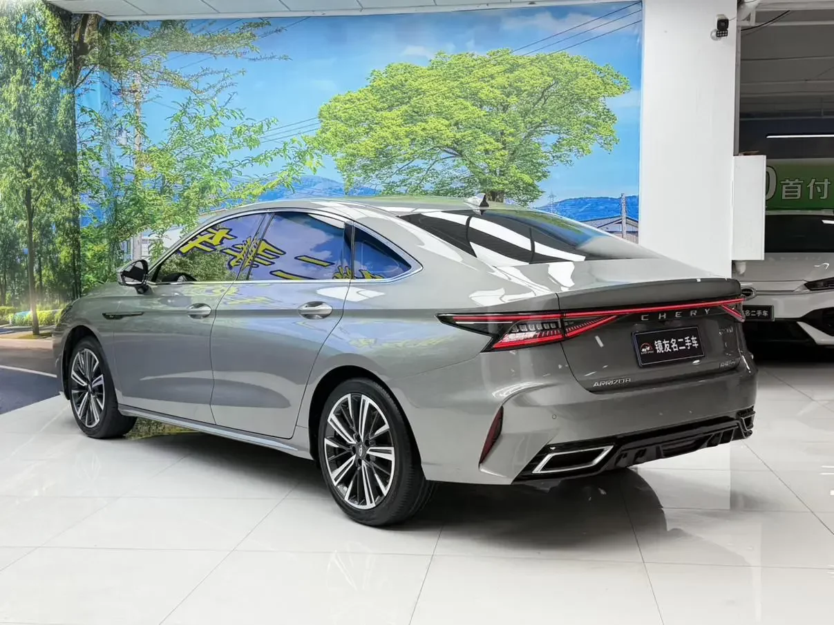Chery Arrizo 8