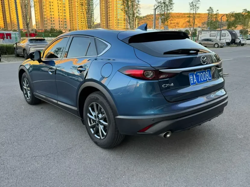 Mazda CX-4
