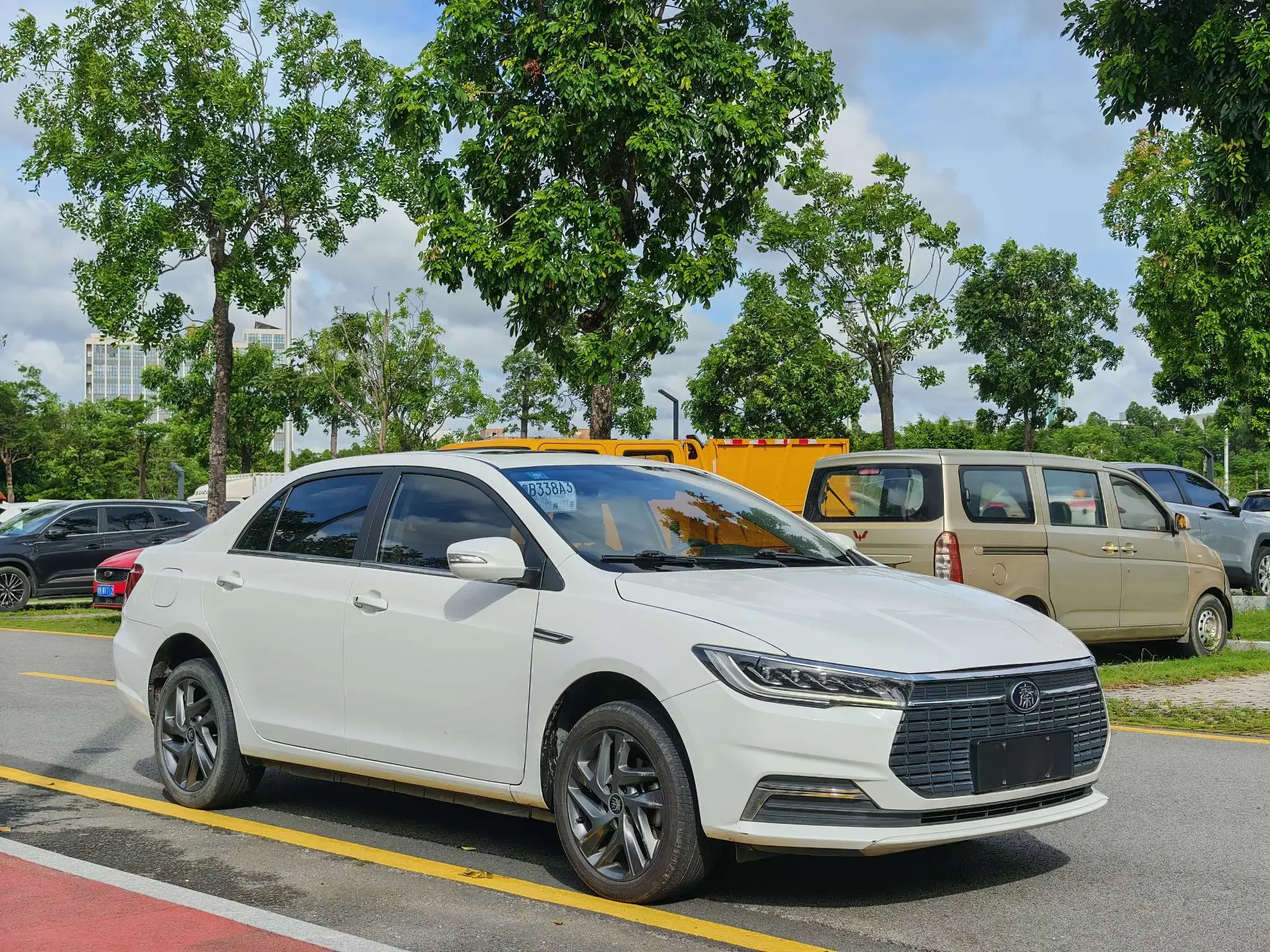 BYD QinEV