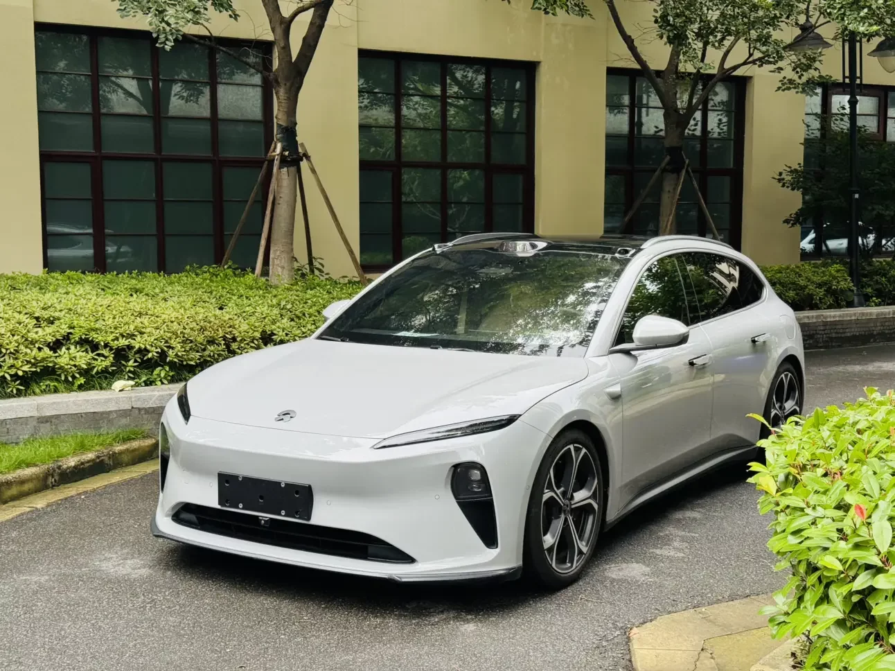 NIO ET5T