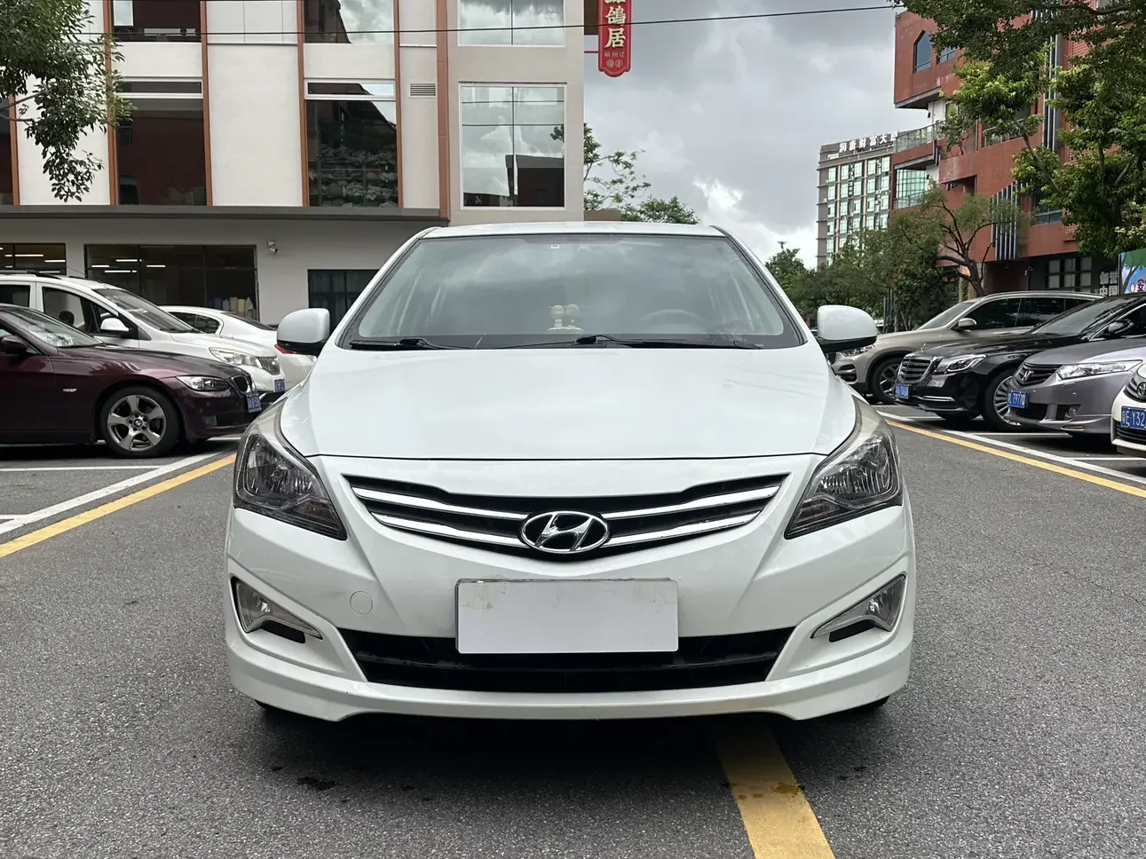 Hyundai Verna (Rena)  из Китая