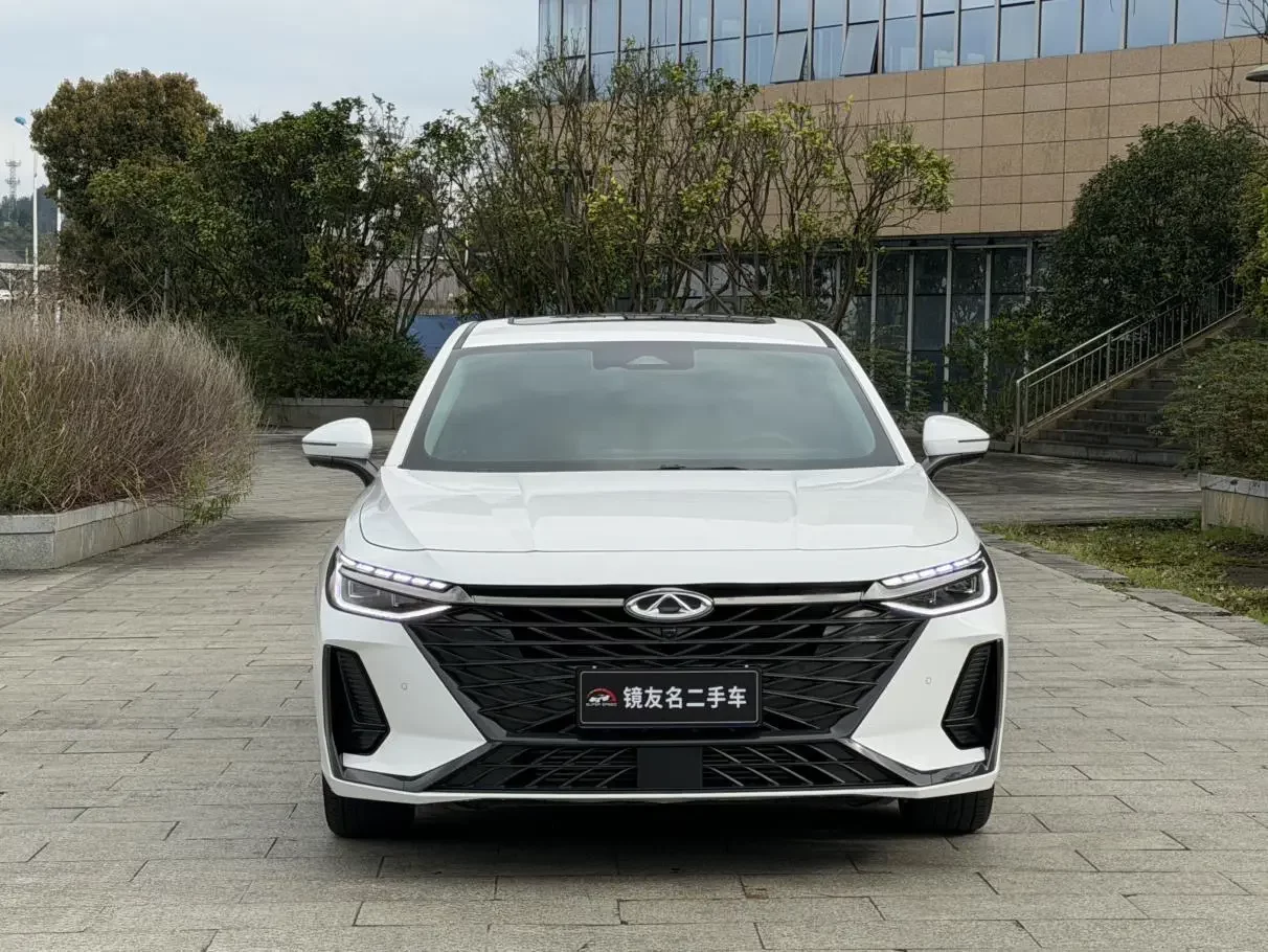 Chery Arrizo 8