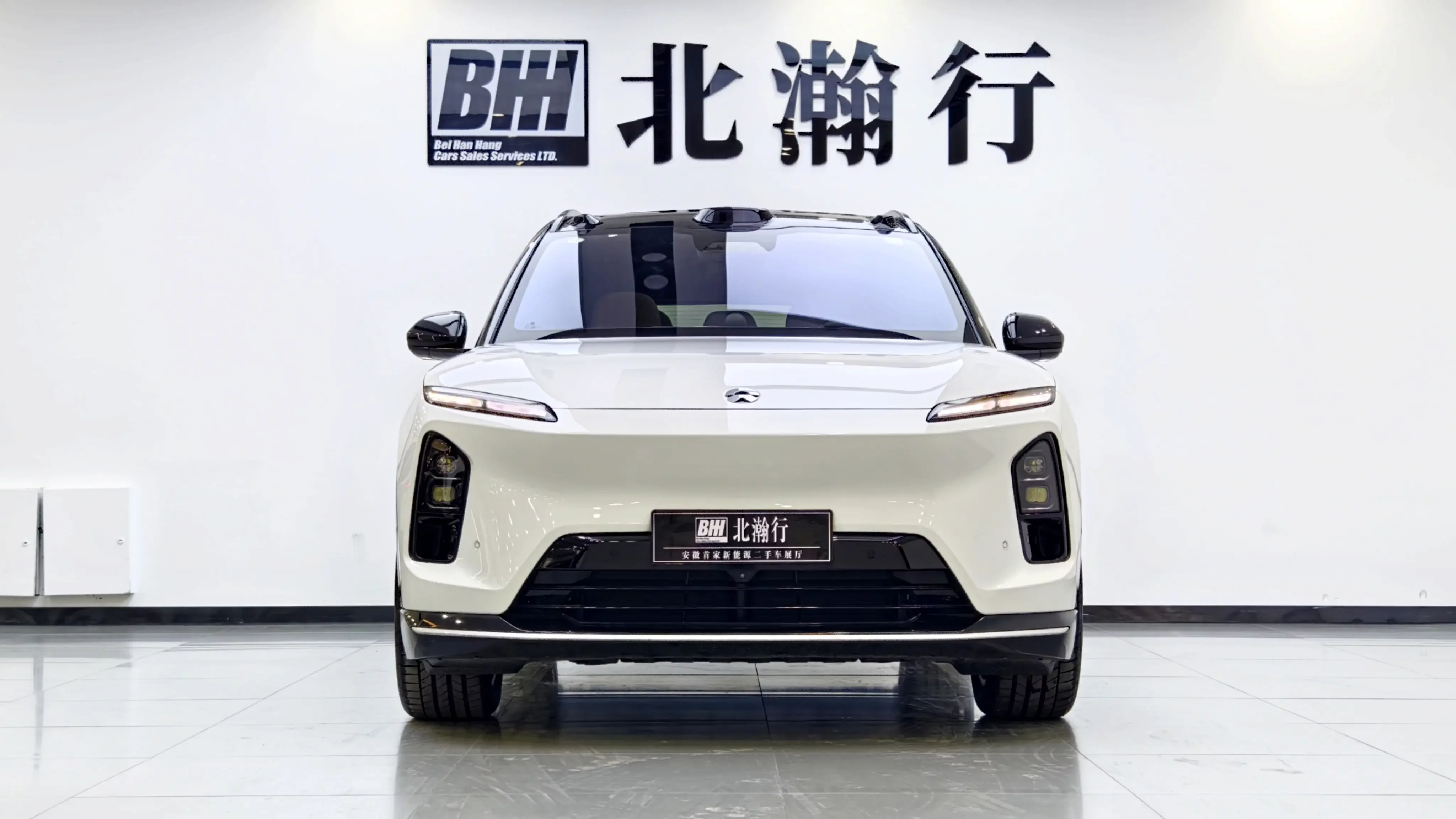 NIO ES6