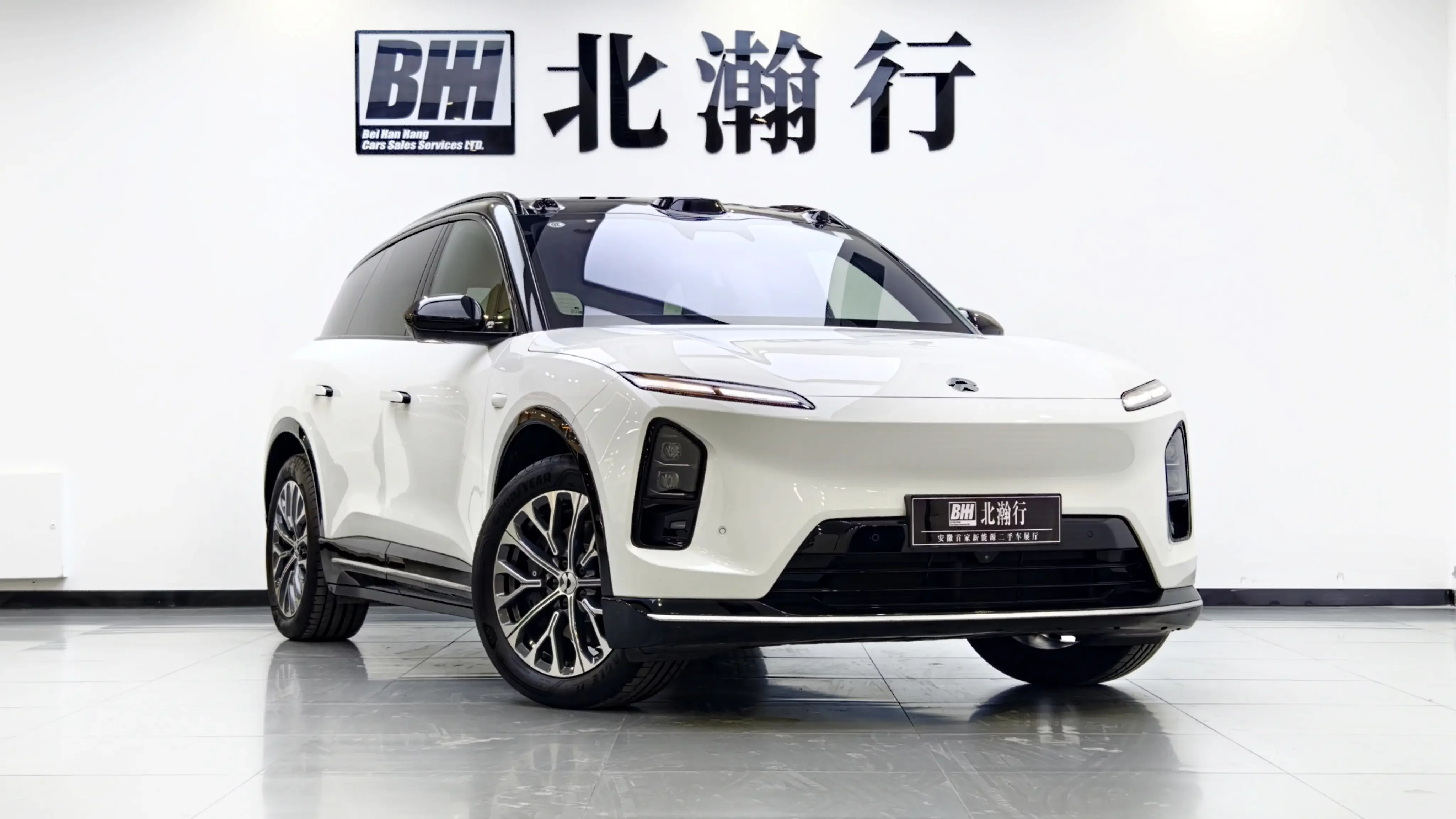 NIO ES6