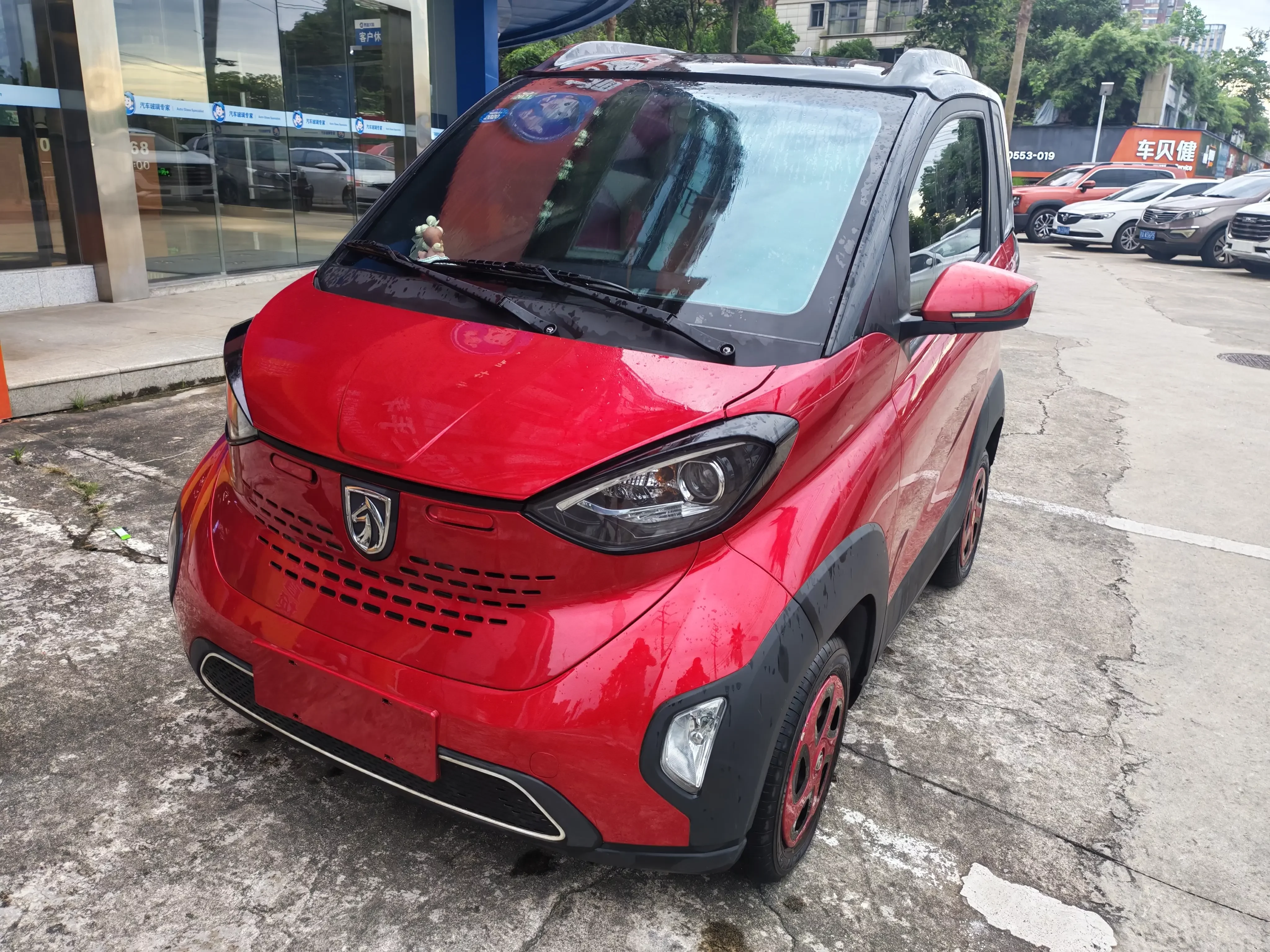 Baojun E100