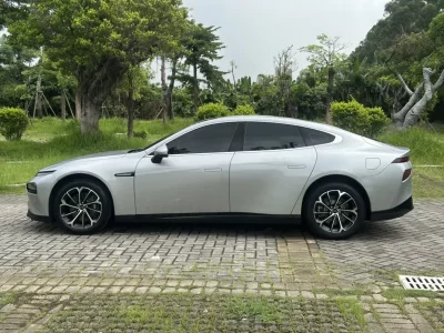Xpeng P7