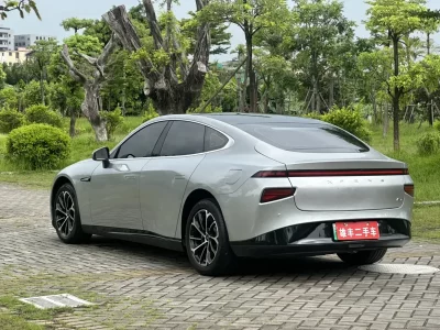 Xpeng P7
