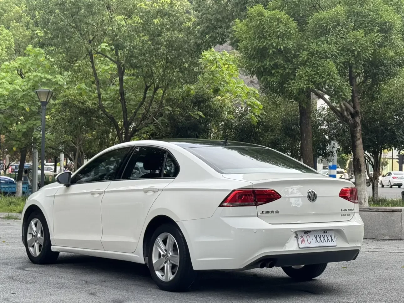 Volkswagen Lamando