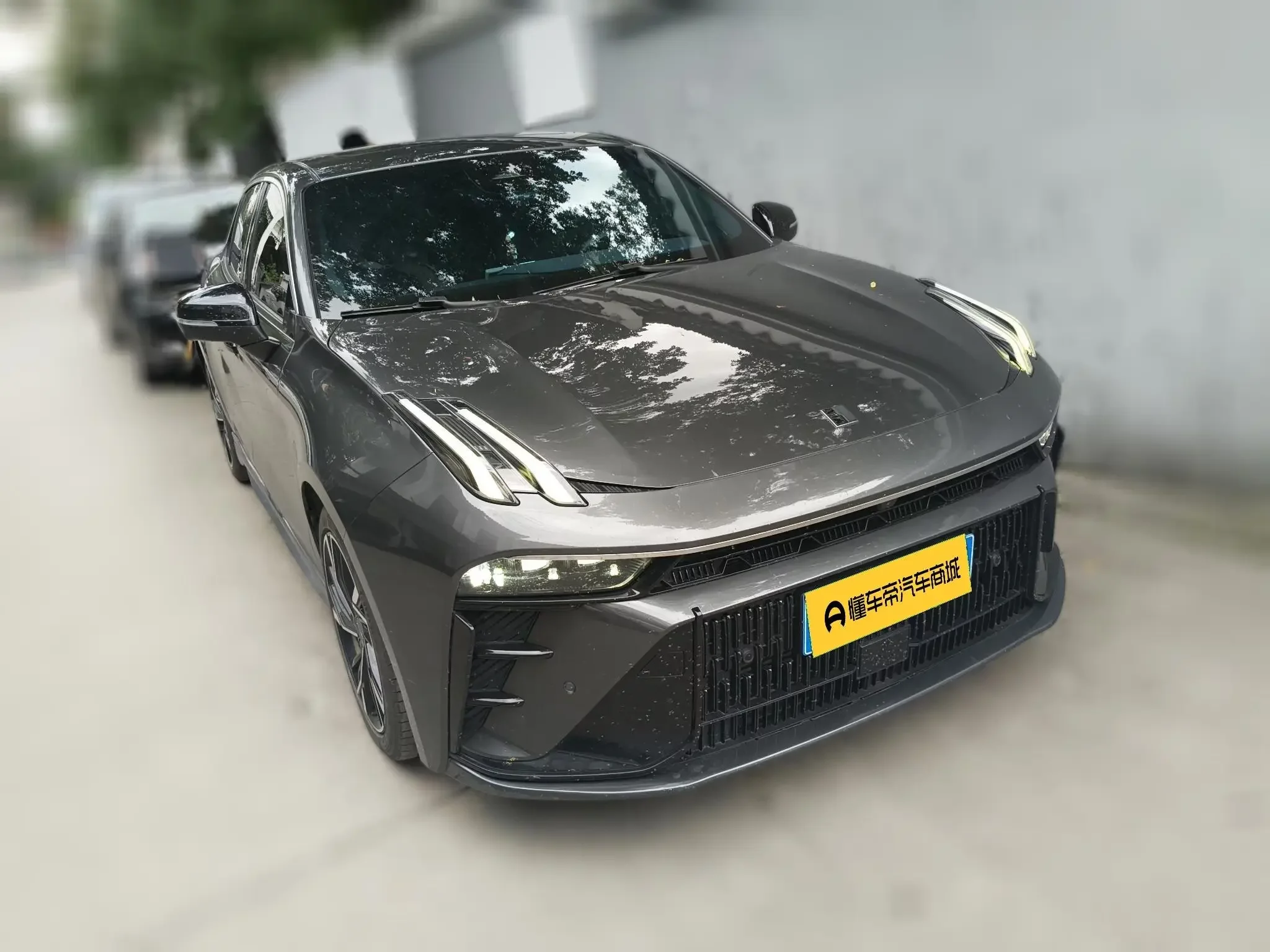 Lynk & Co 03