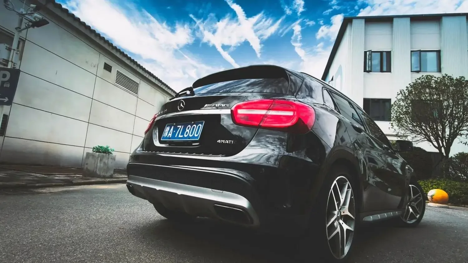 Mercedes-Benz GLA AMG