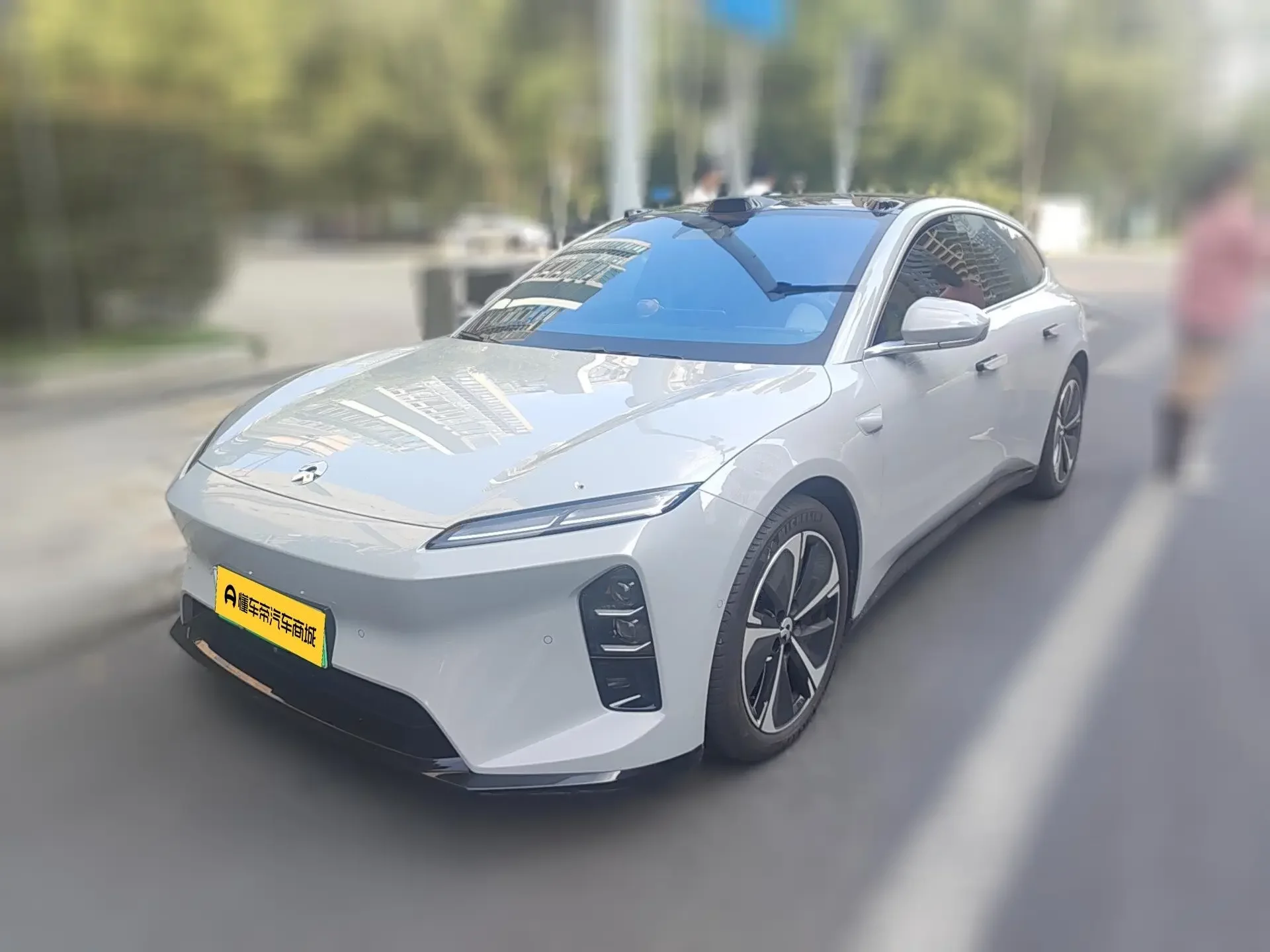 NIO ET5T