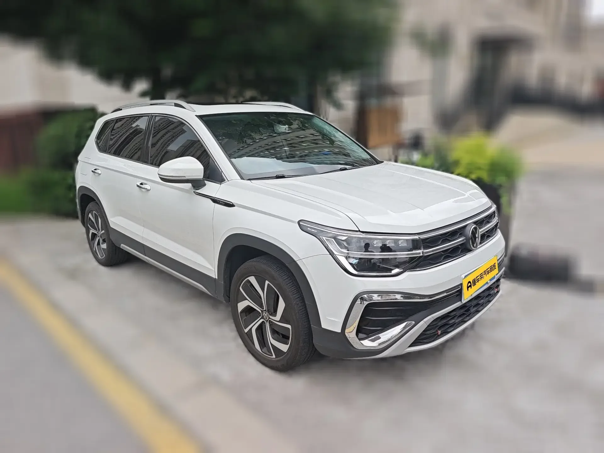 Volkswagen Tharu