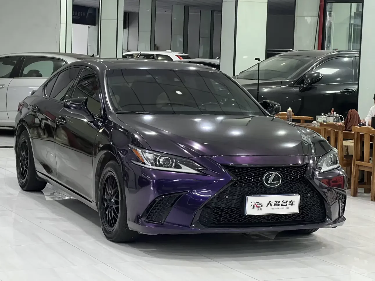 Lexus ES