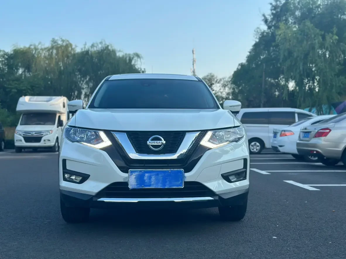 Nissan X-Trail (Qijun)  из Китая