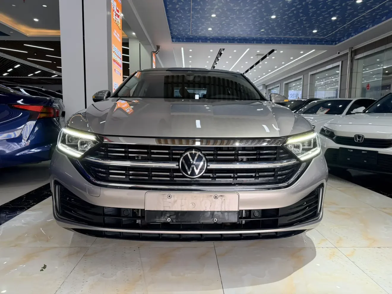 Volkswagen Sagitar