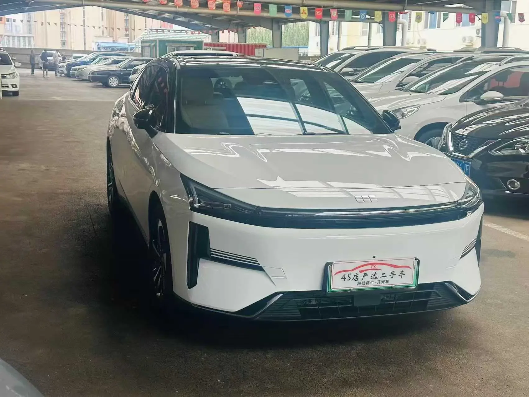 Geely Galaxy L6
