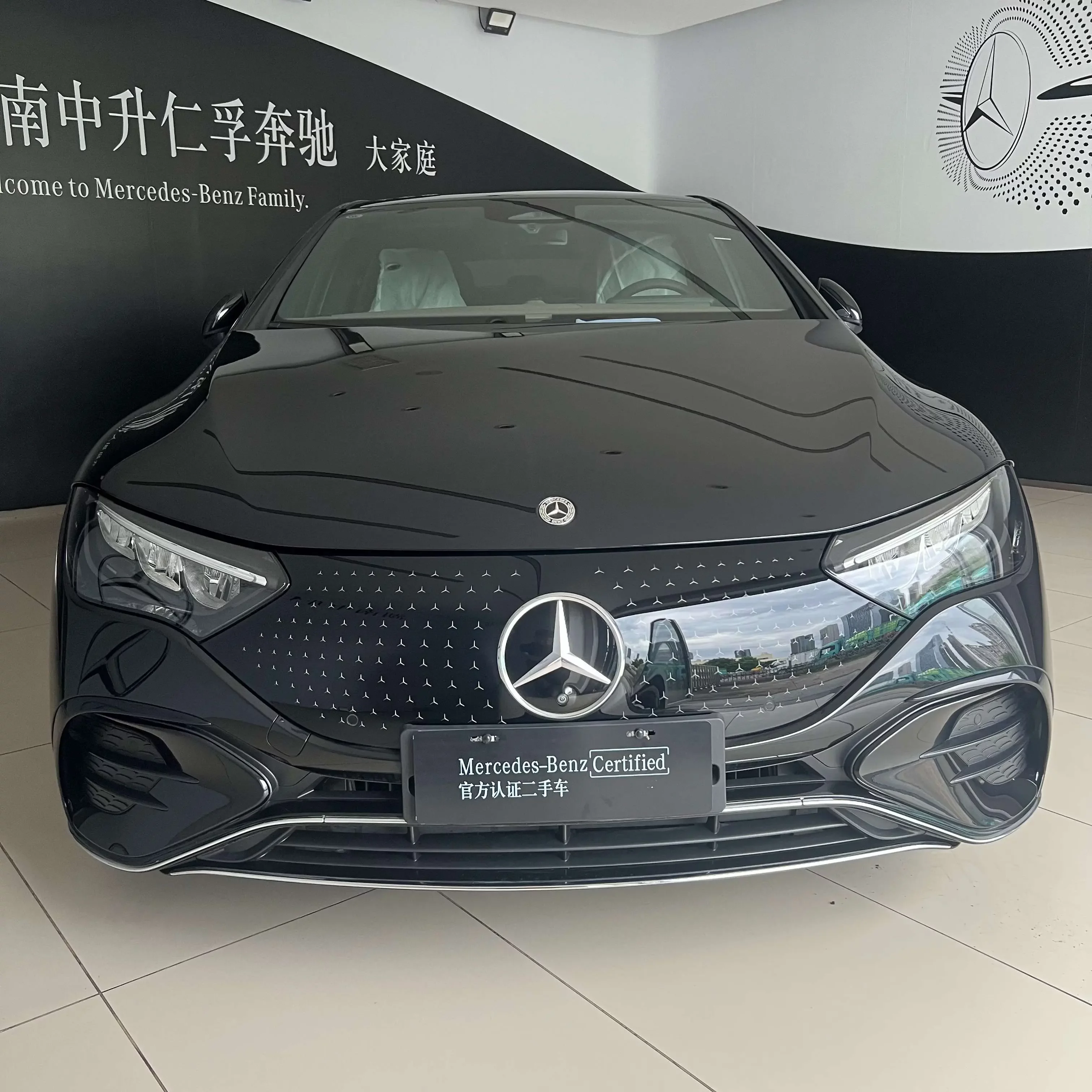 Mercedes-Benz EQE