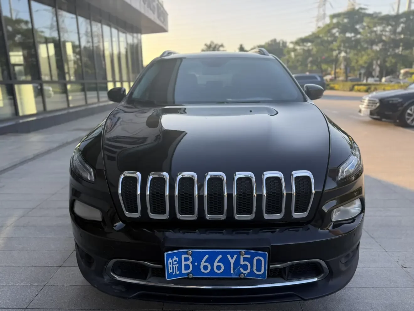 Jeep Cherokee