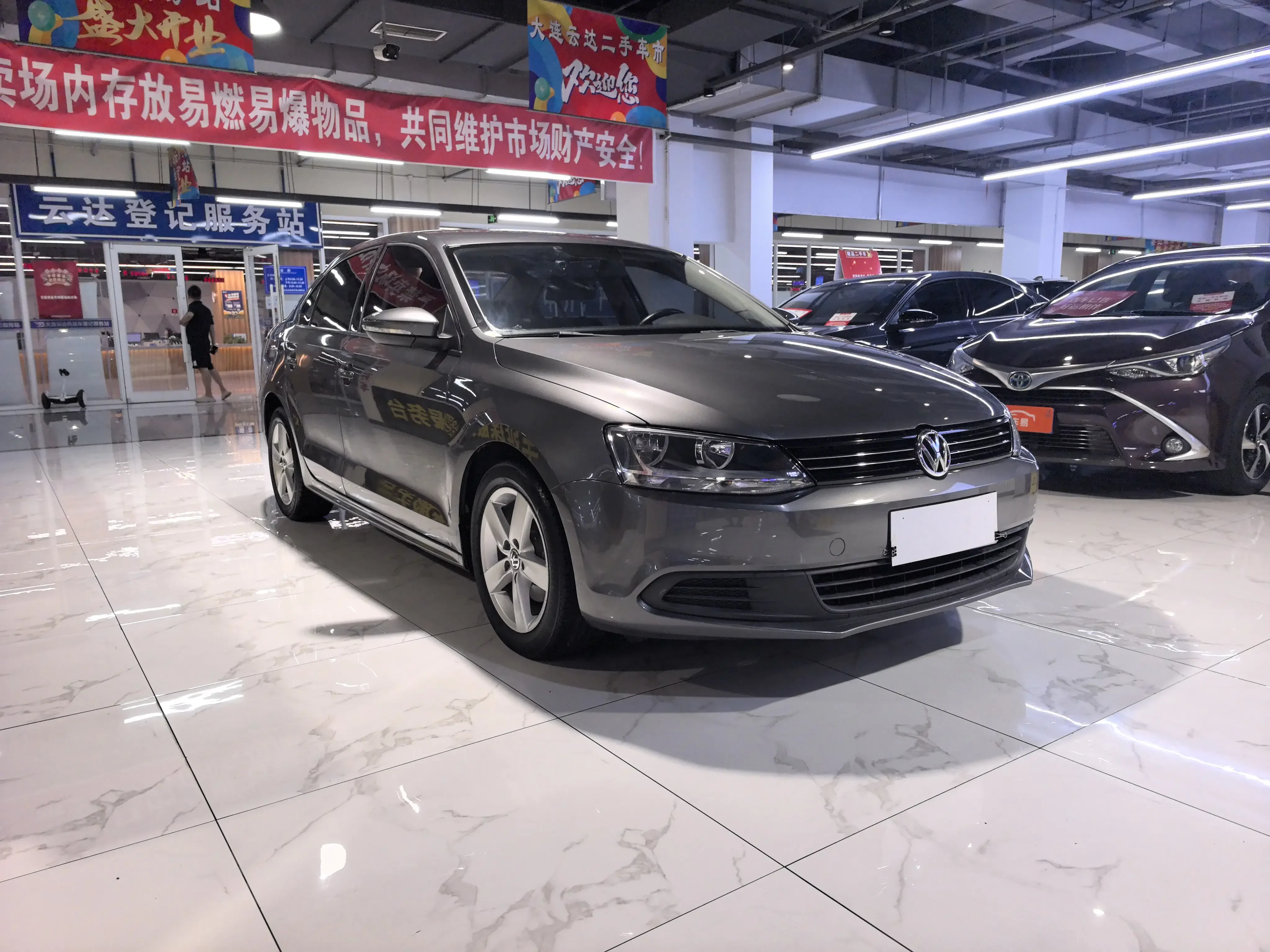Volkswagen Sagitar