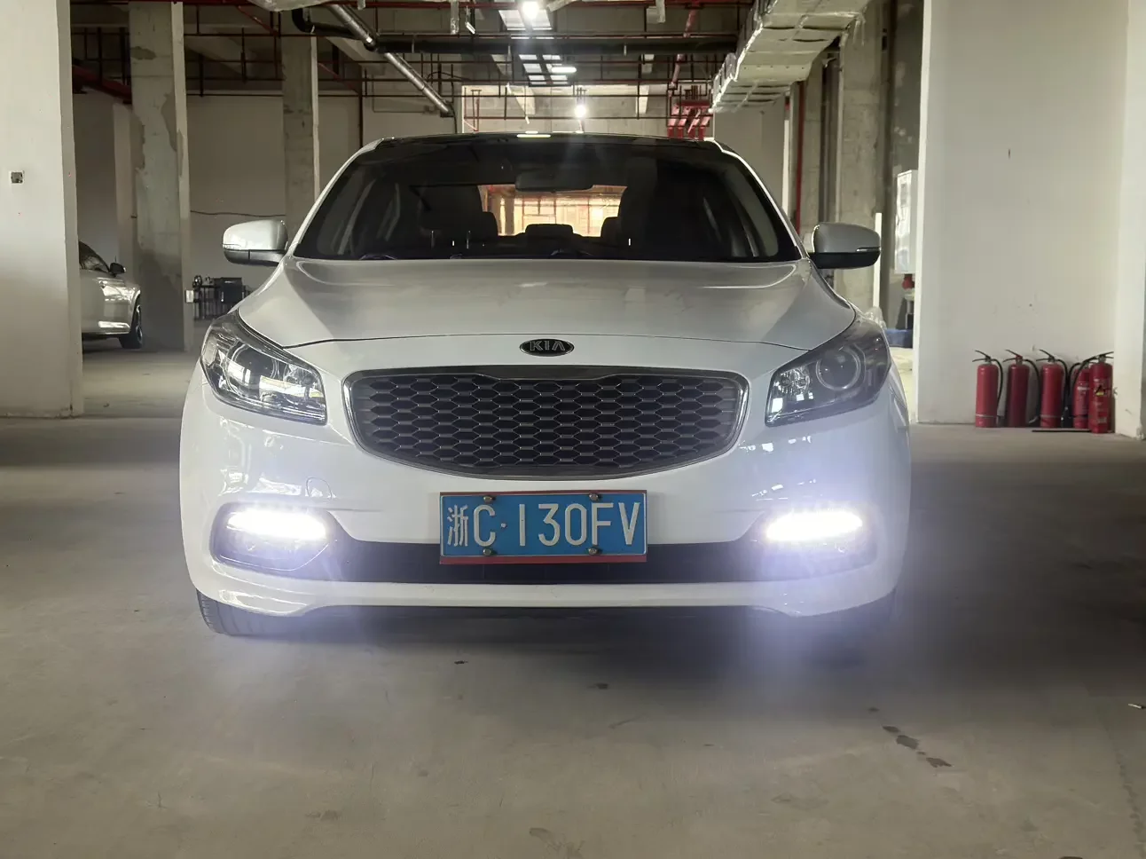 Kia K4