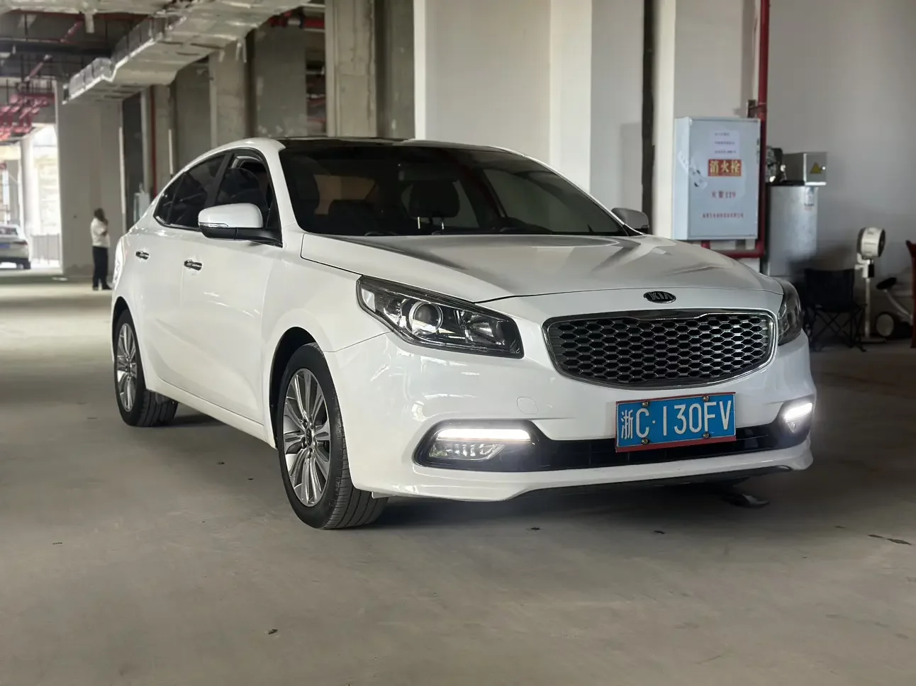 Kia K4