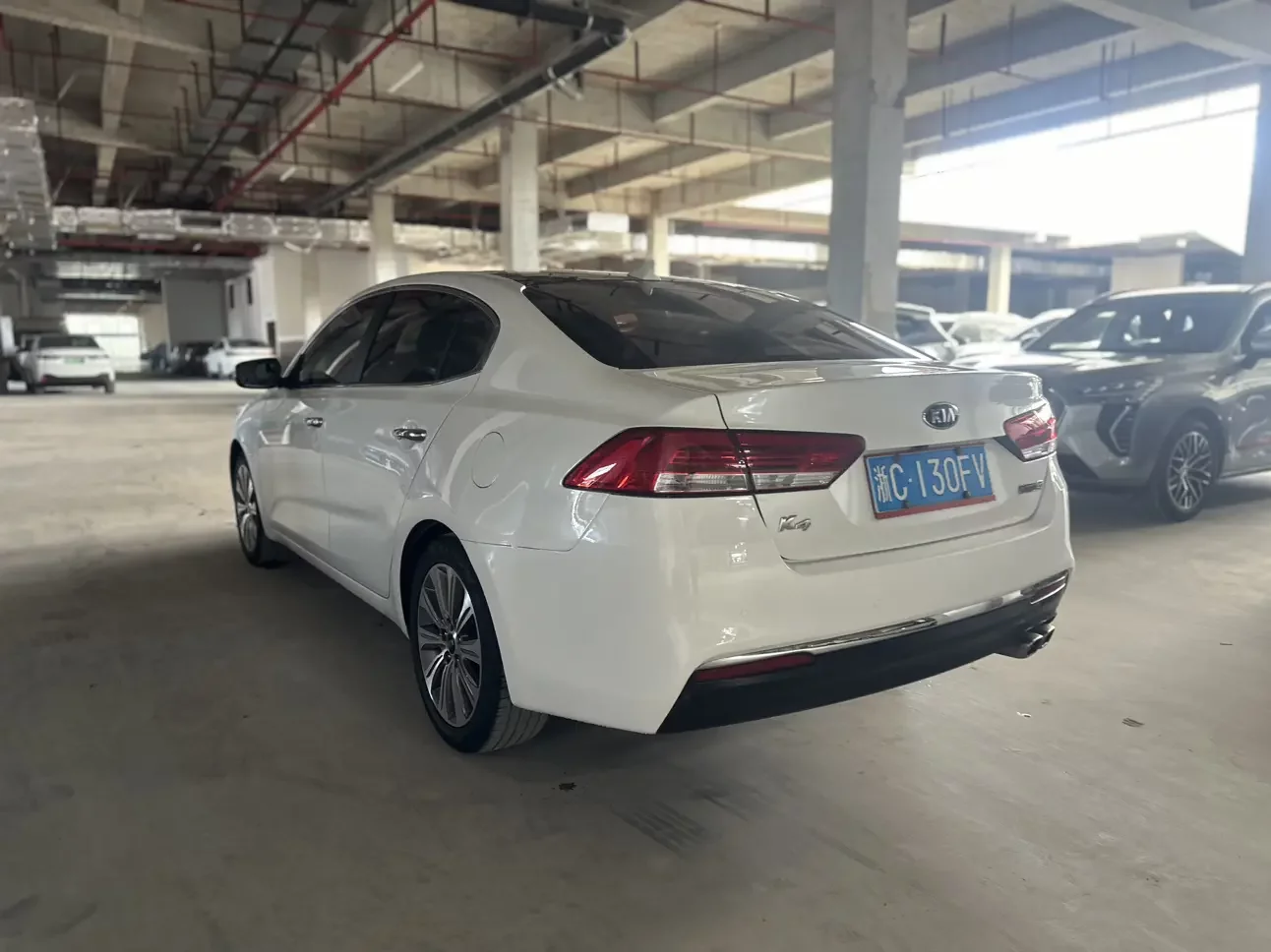 Kia K4