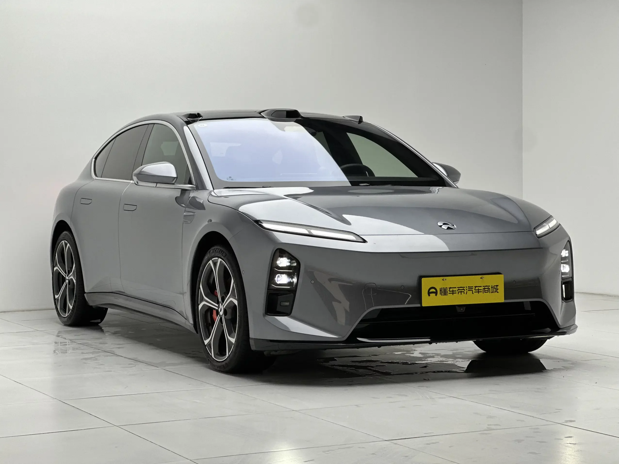 NIO ET5