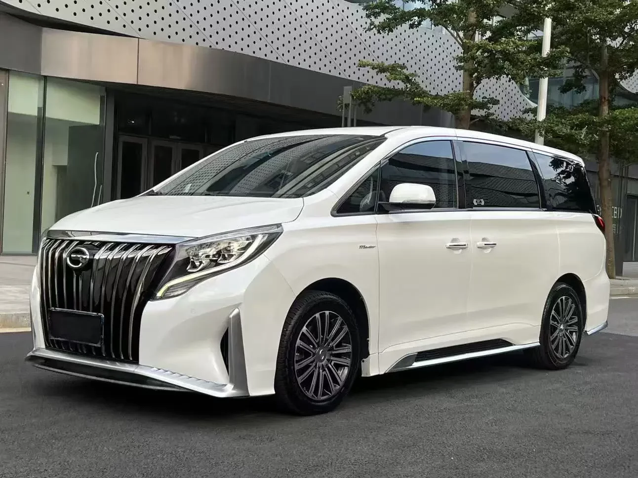 GAC Trumpchi M8