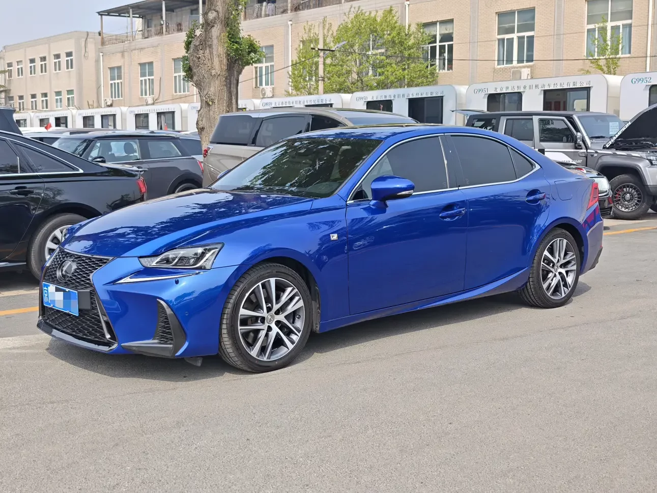 Lexus IS
