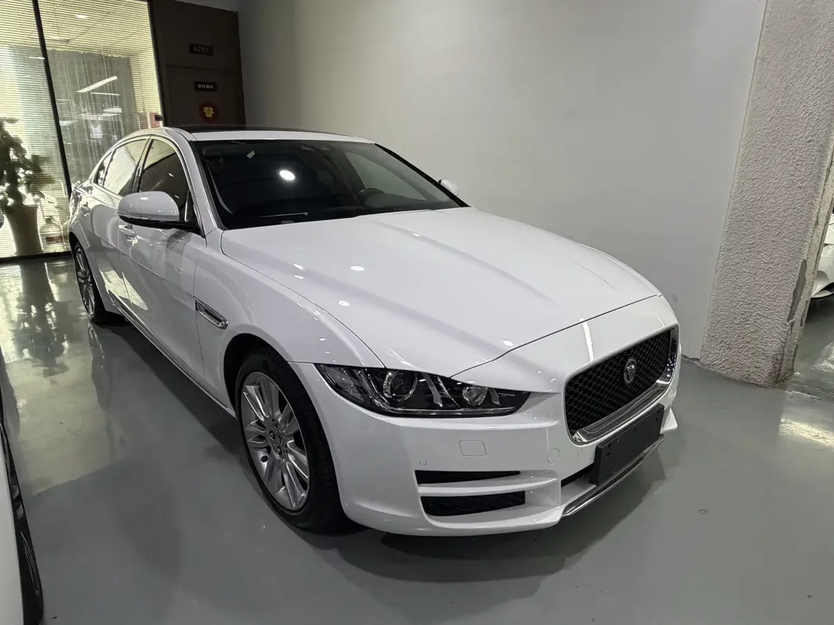 Jaguar XEL