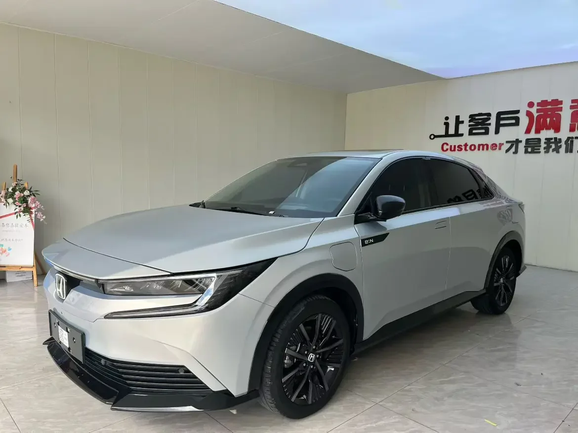 Honda e:NP2 Ji Pai 2