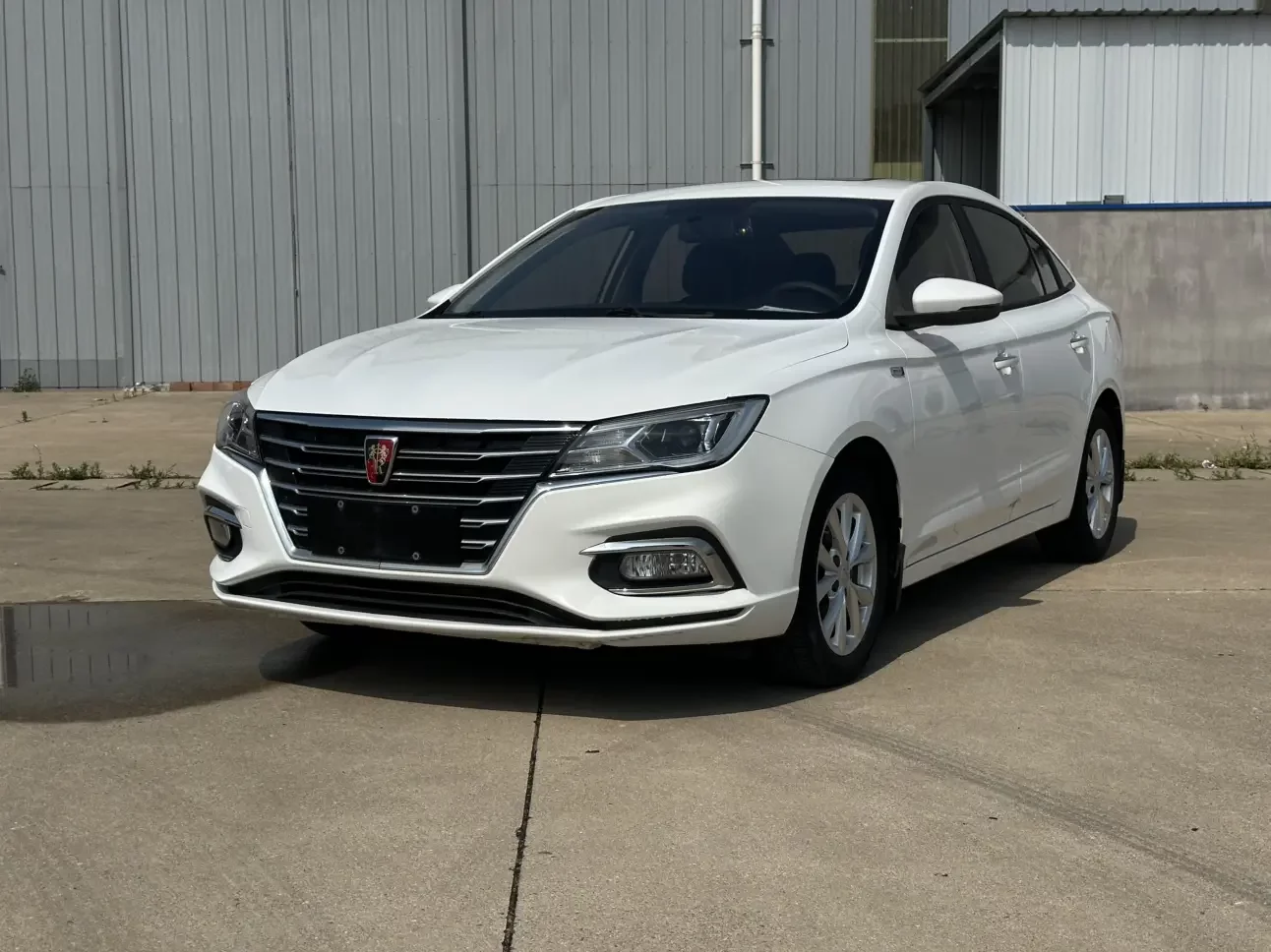 Roewe i5