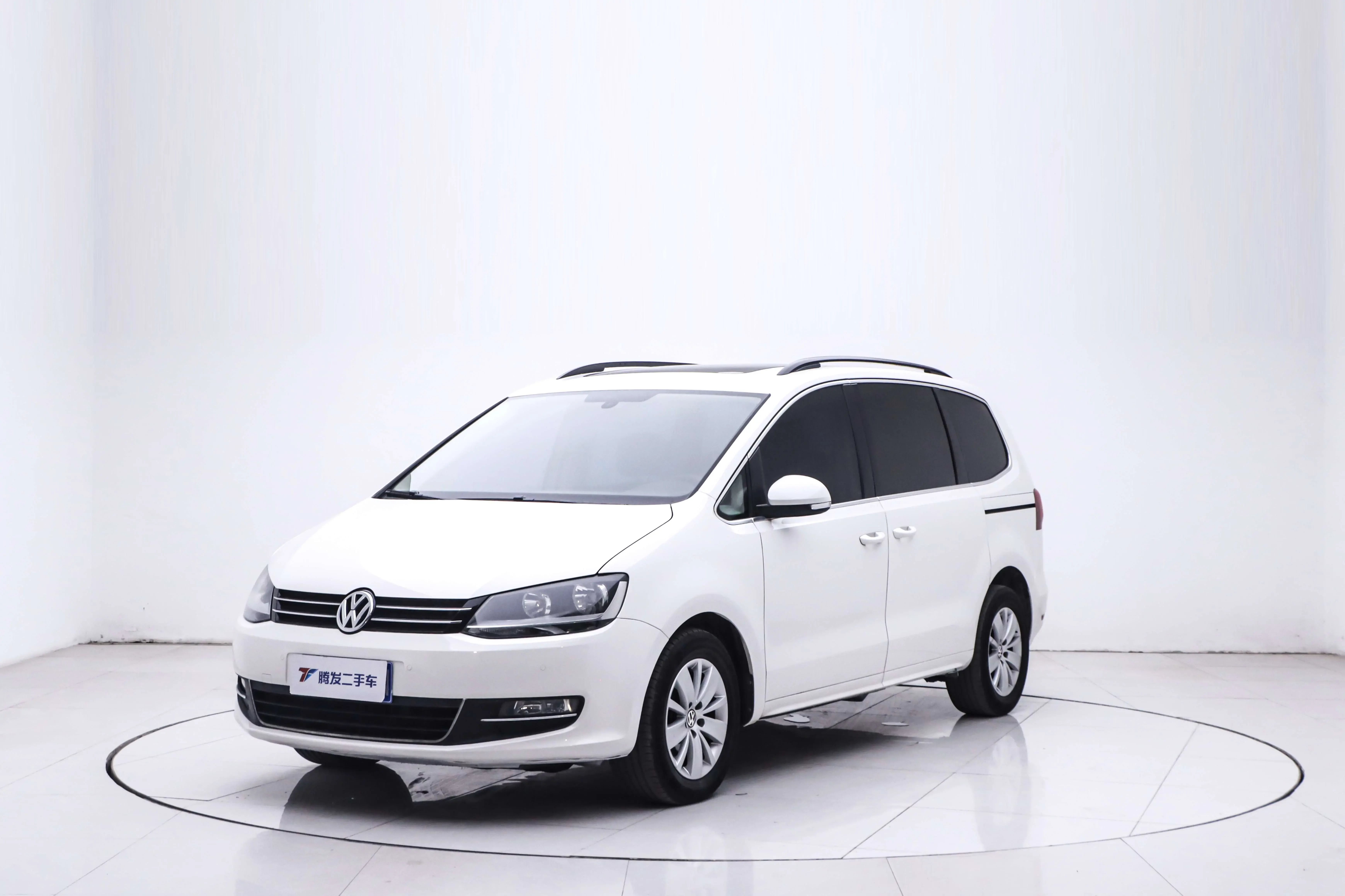 Volkswagen Sharon
