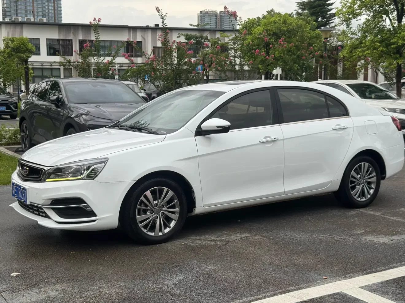 Geely emgrand