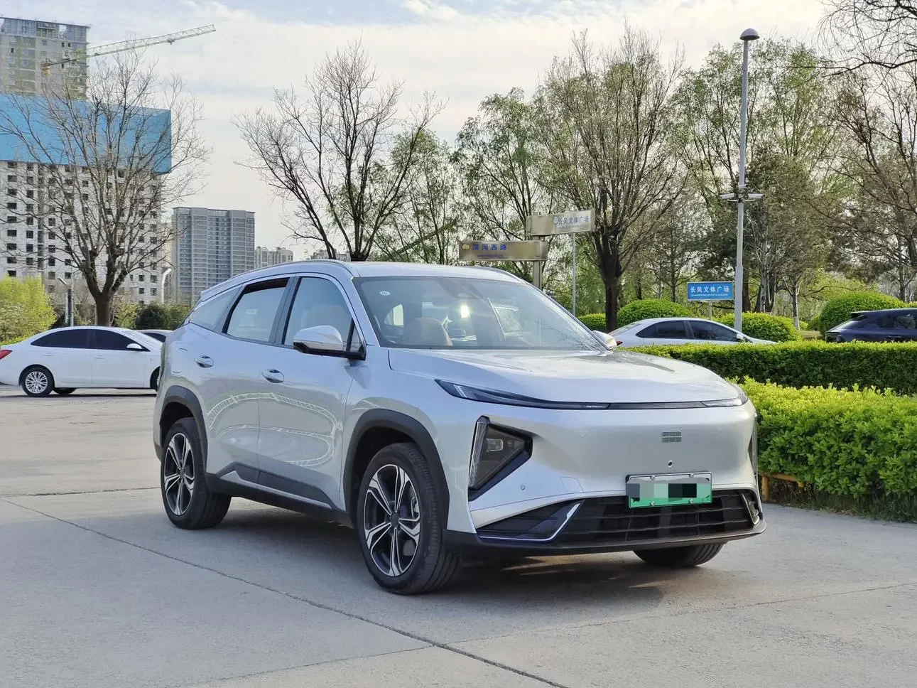 Geely Galaxy L7