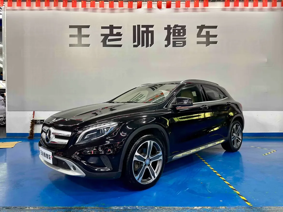 Mercedes-Benz GLA