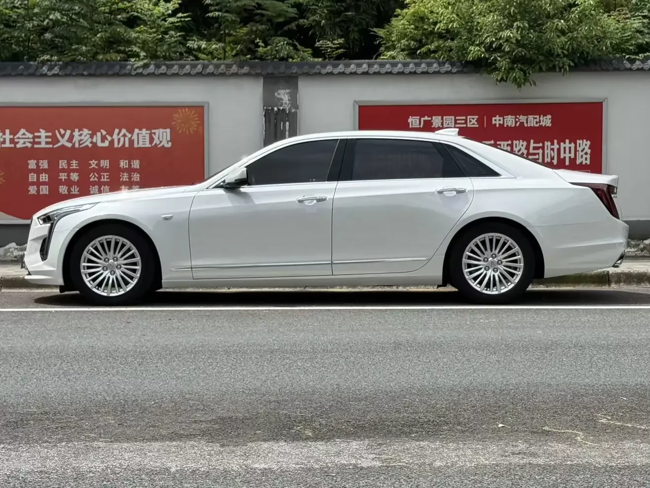 Cadillac CT6