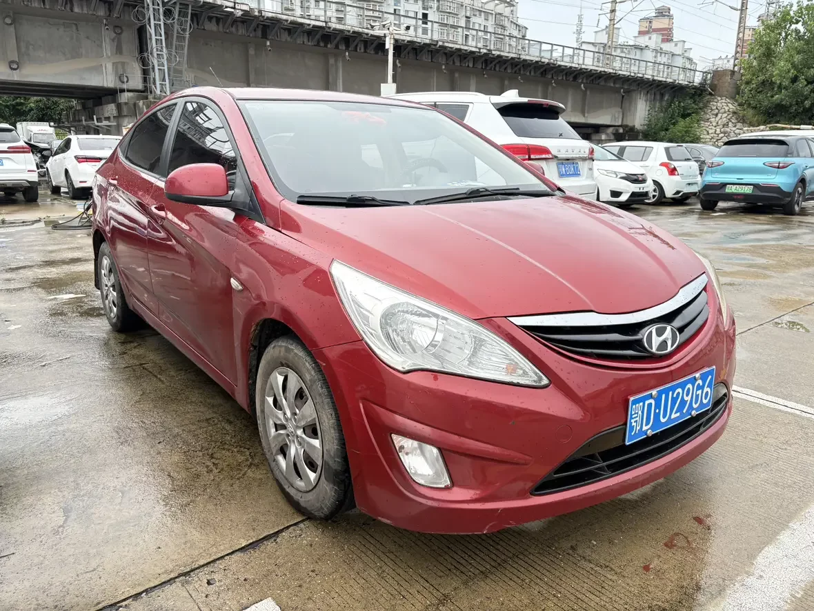 Hyundai Verna