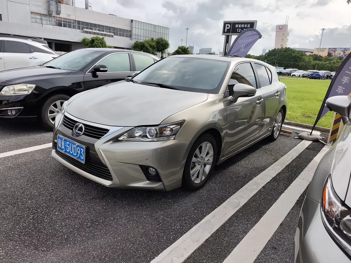 Lexus CT