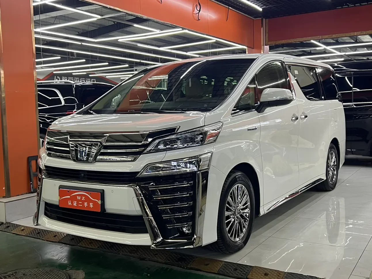 Toyota Crown Wellfire
