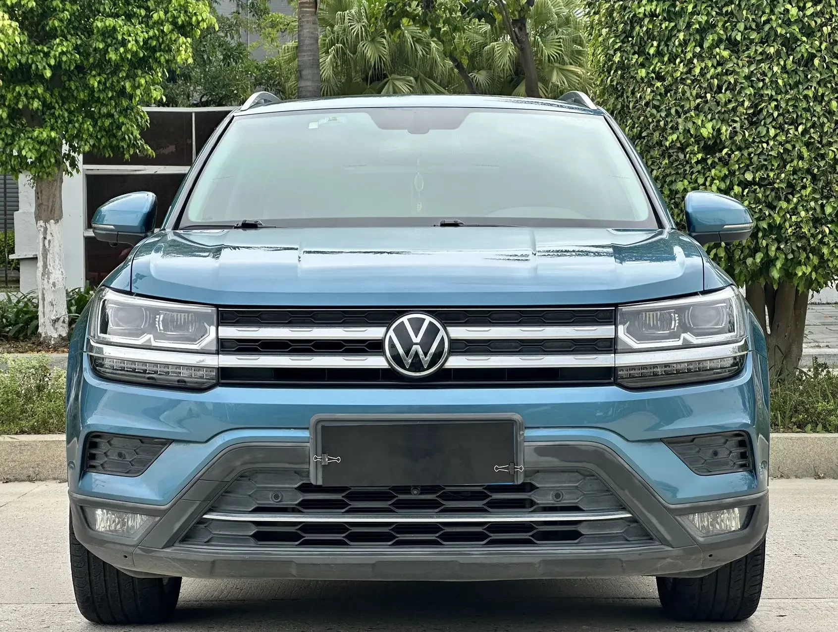 Volkswagen Tharu
