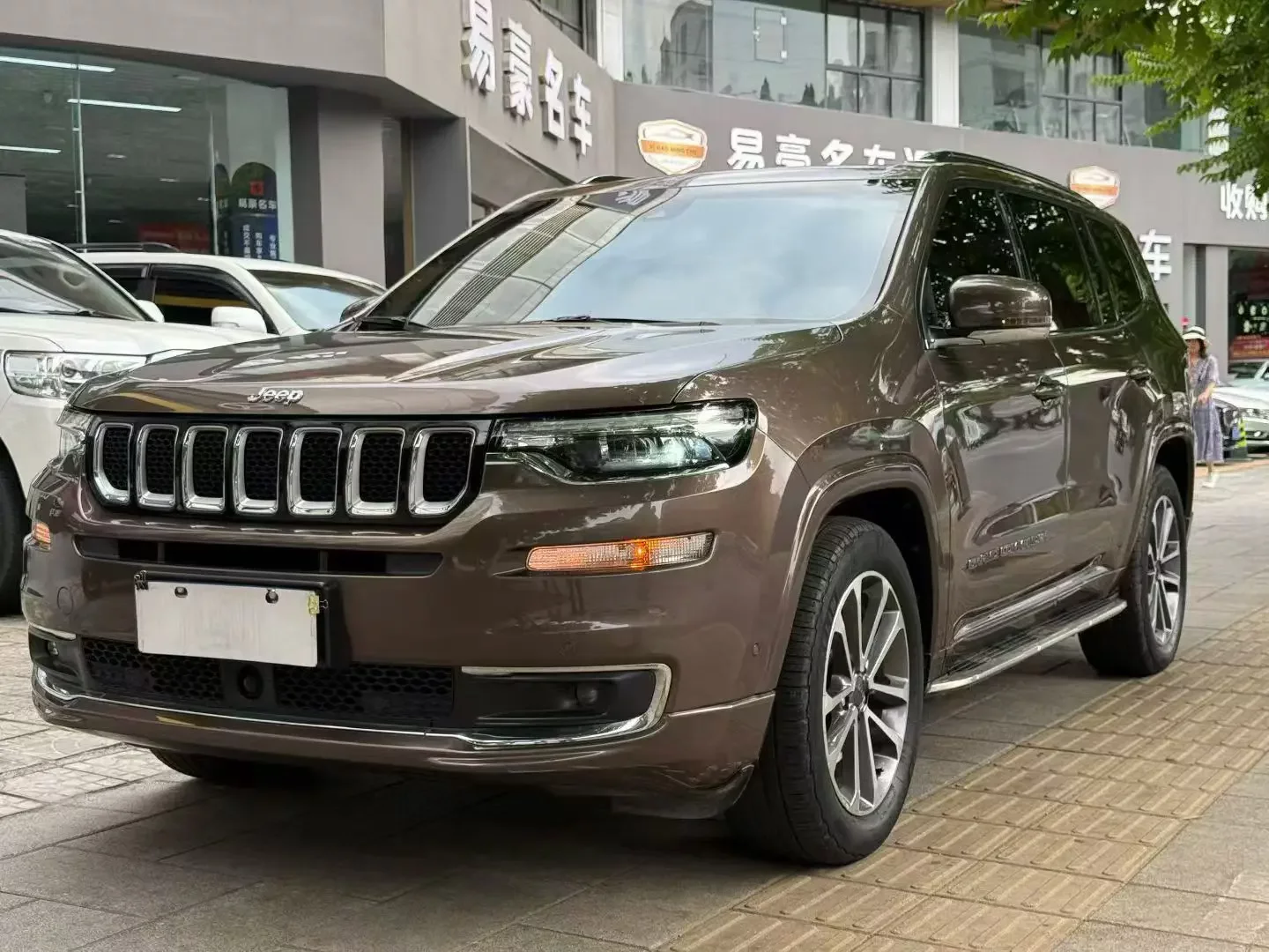 Jeep grand commander