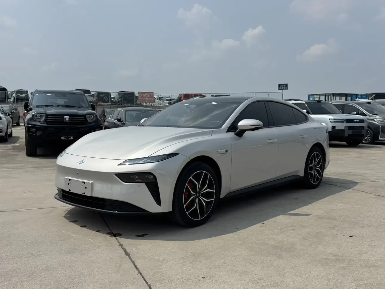 Dongfeng Yipai 007