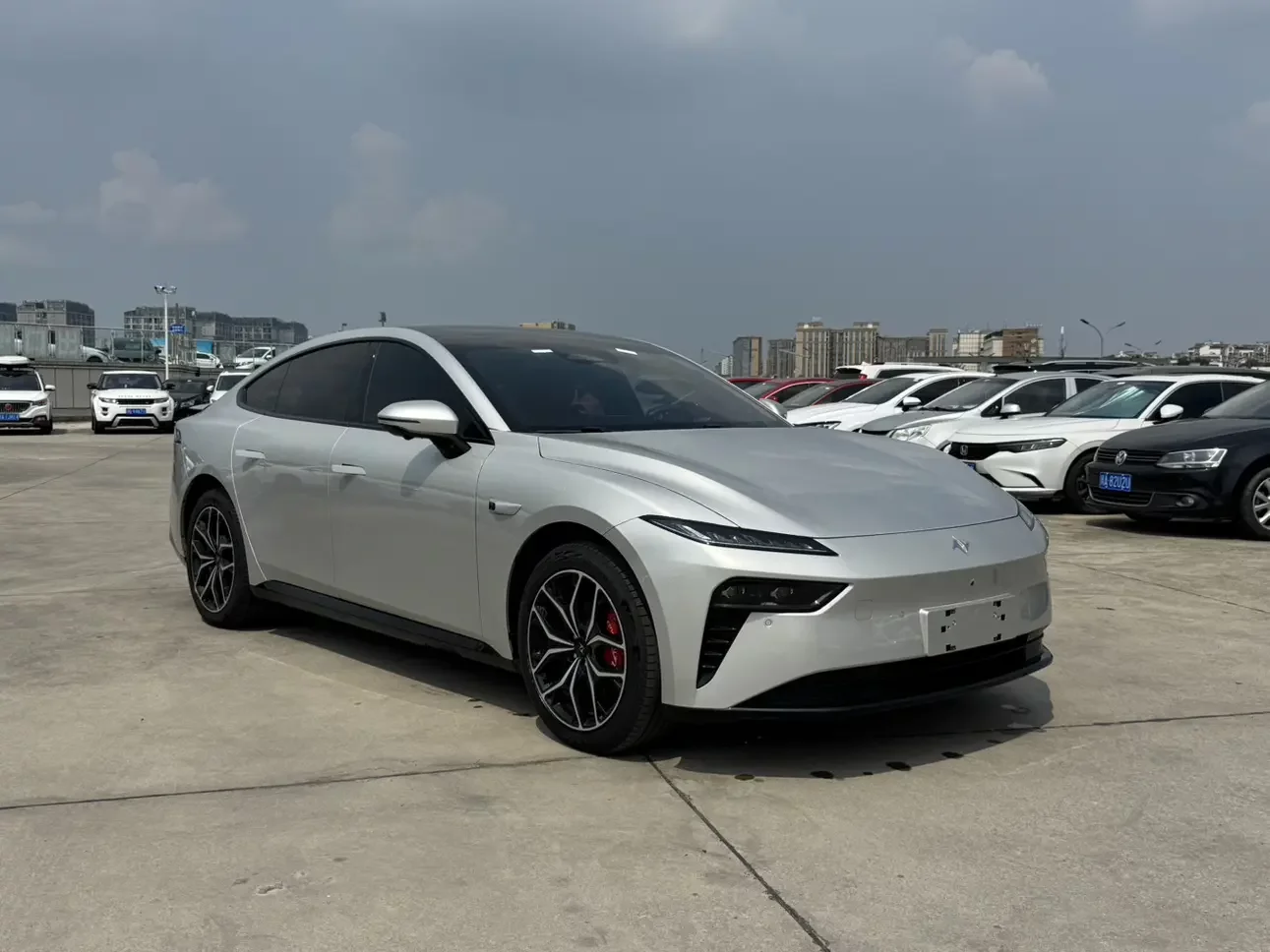 Dongfeng Yipai 007