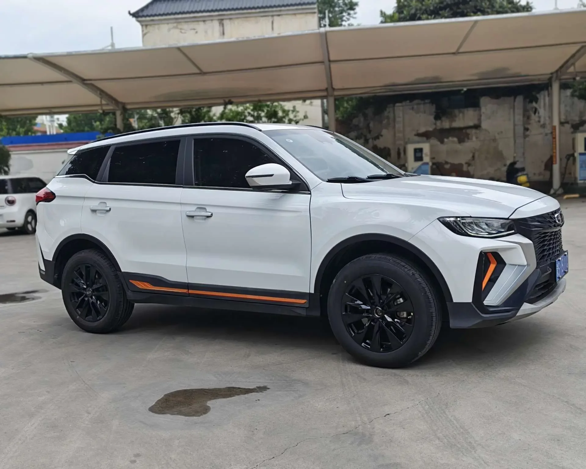 Geely Atlas