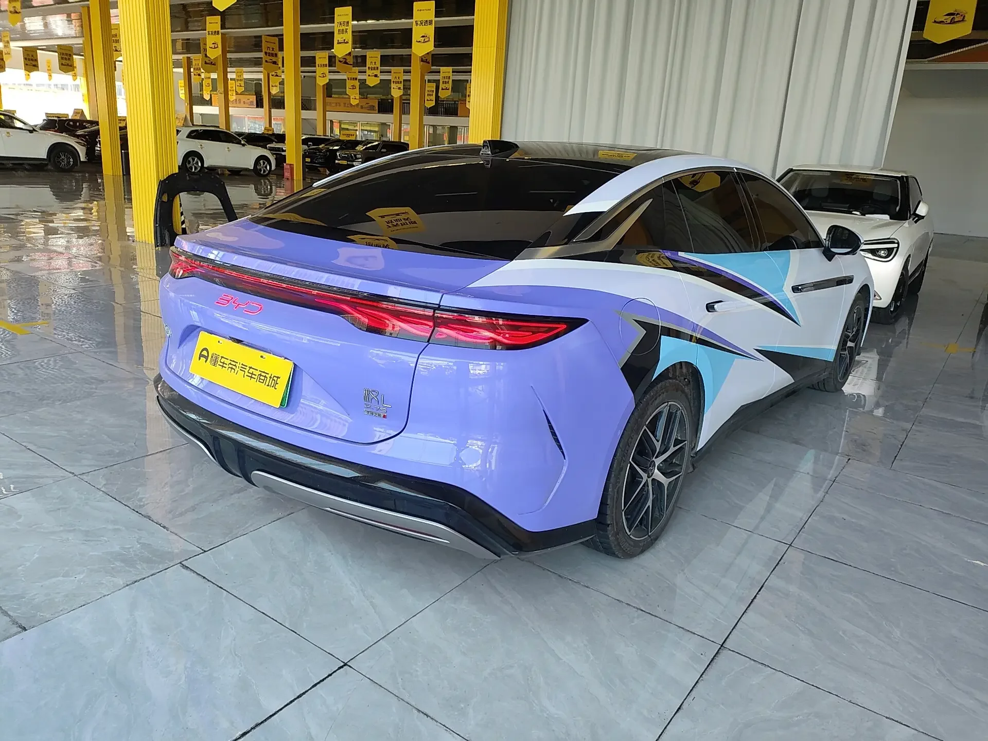 BYD Han L EV