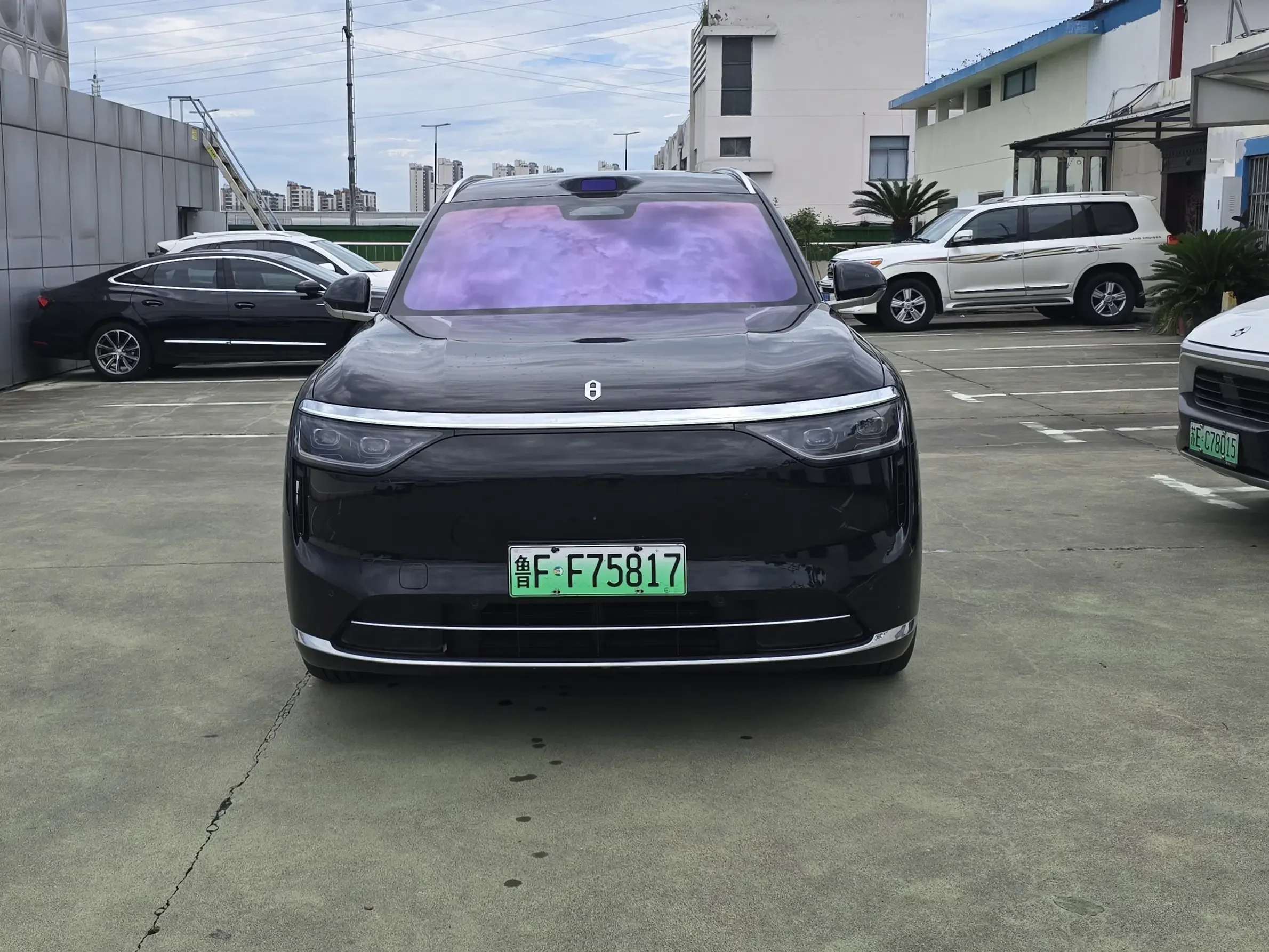 AITO QJM8