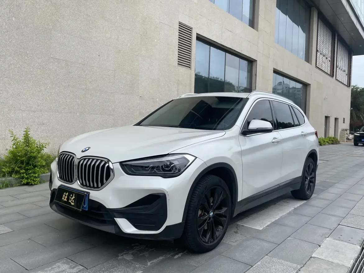 BMW X1  из Китая